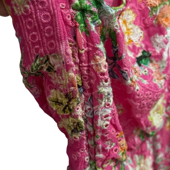 Hemant & Nandita dress pink eyelet floral size small boxBH - Picture 10 of 10